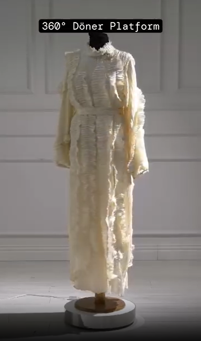 Cansız manken döner vitrin görseli 1